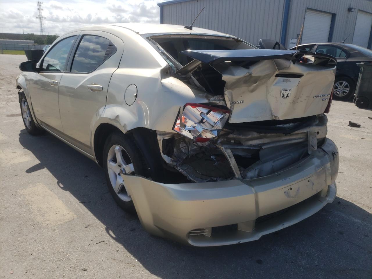 Photo 3 from auction – 2010 DODGE AVENGER SX with VIN 1B3CC4FB0AN124148
