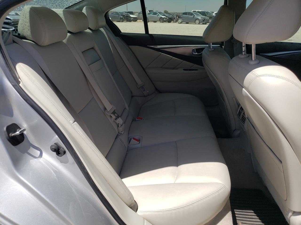 Photo 6 from auction – 2015 INFINITI Q50 BASE with VIN JN1BV7AP4FM351643
