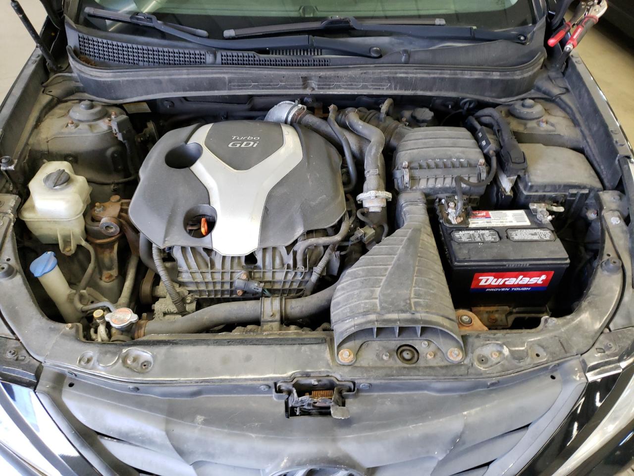 Photo 7 from auction – 2011 HYUNDAI SONATA SE with VIN 5NPEC4ABXBH272131