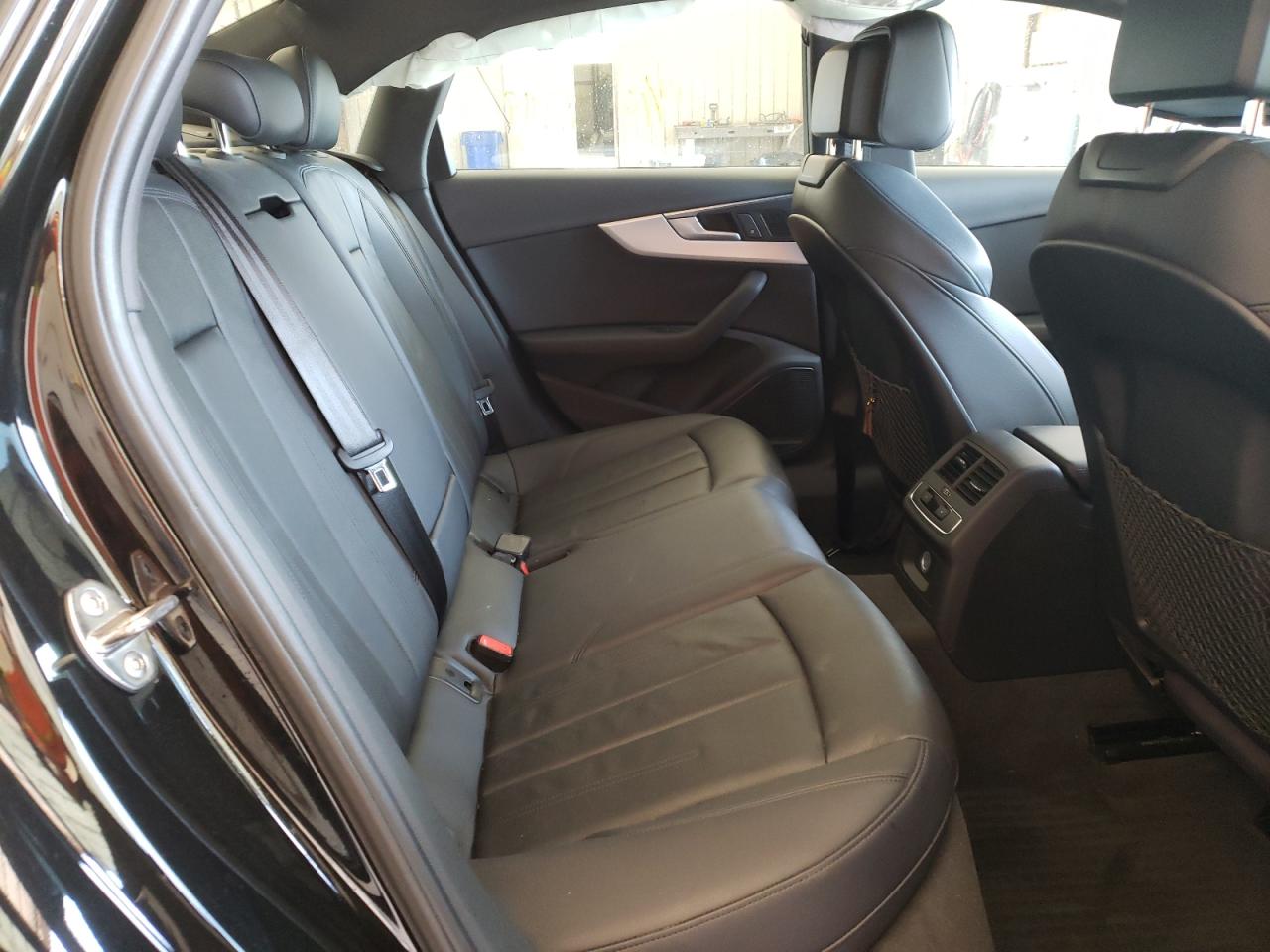 Photo 6 from auction – 2017 AUDI A4 PREMIUM with VIN WAUENAF40HA141001