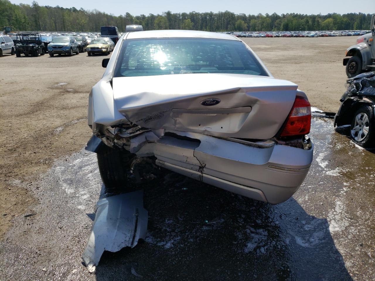 Photo 9 from auction – 2005 FORD FIVE HUNDR with VIN 1FAFP23115G158258