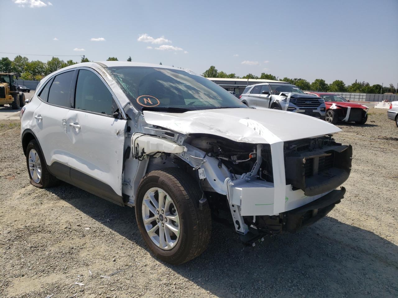 FORD ESCAPE SE 2020 with VIN 1FMCU9G62LUC71103 - Photo from auction