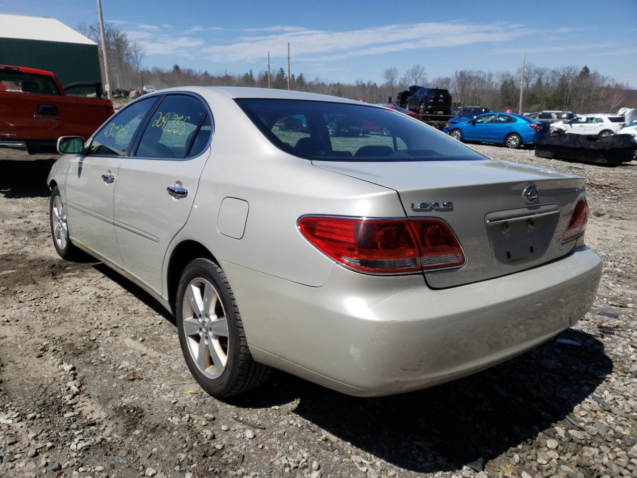 Photo 3 from auction – 2005 LEXUS ES 330 with VIN JTHBA30G455069612