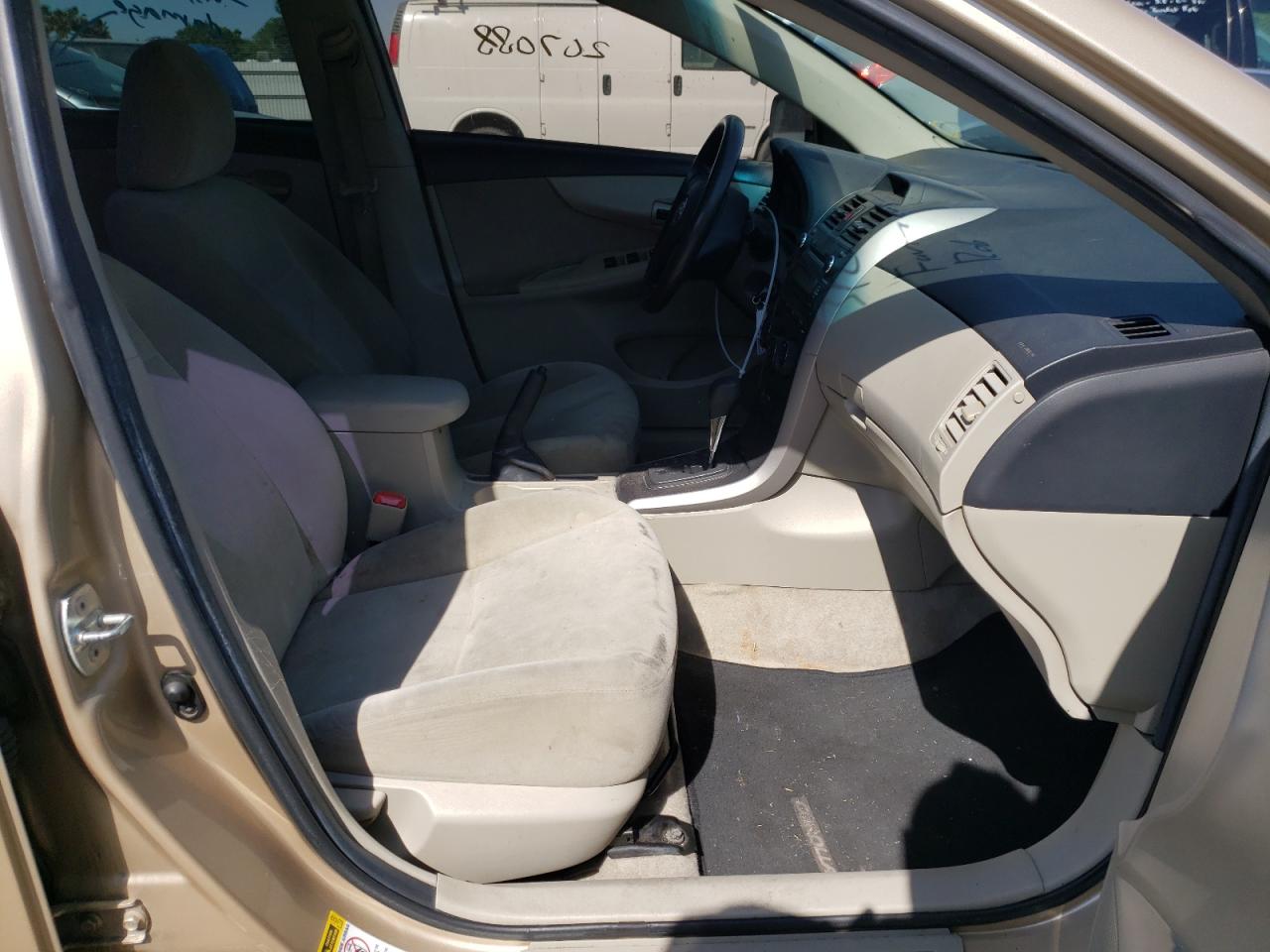Photo 5 from auction – 2013 TOYOTA COROLLA BA with VIN 5YFBU4EE4DP125684