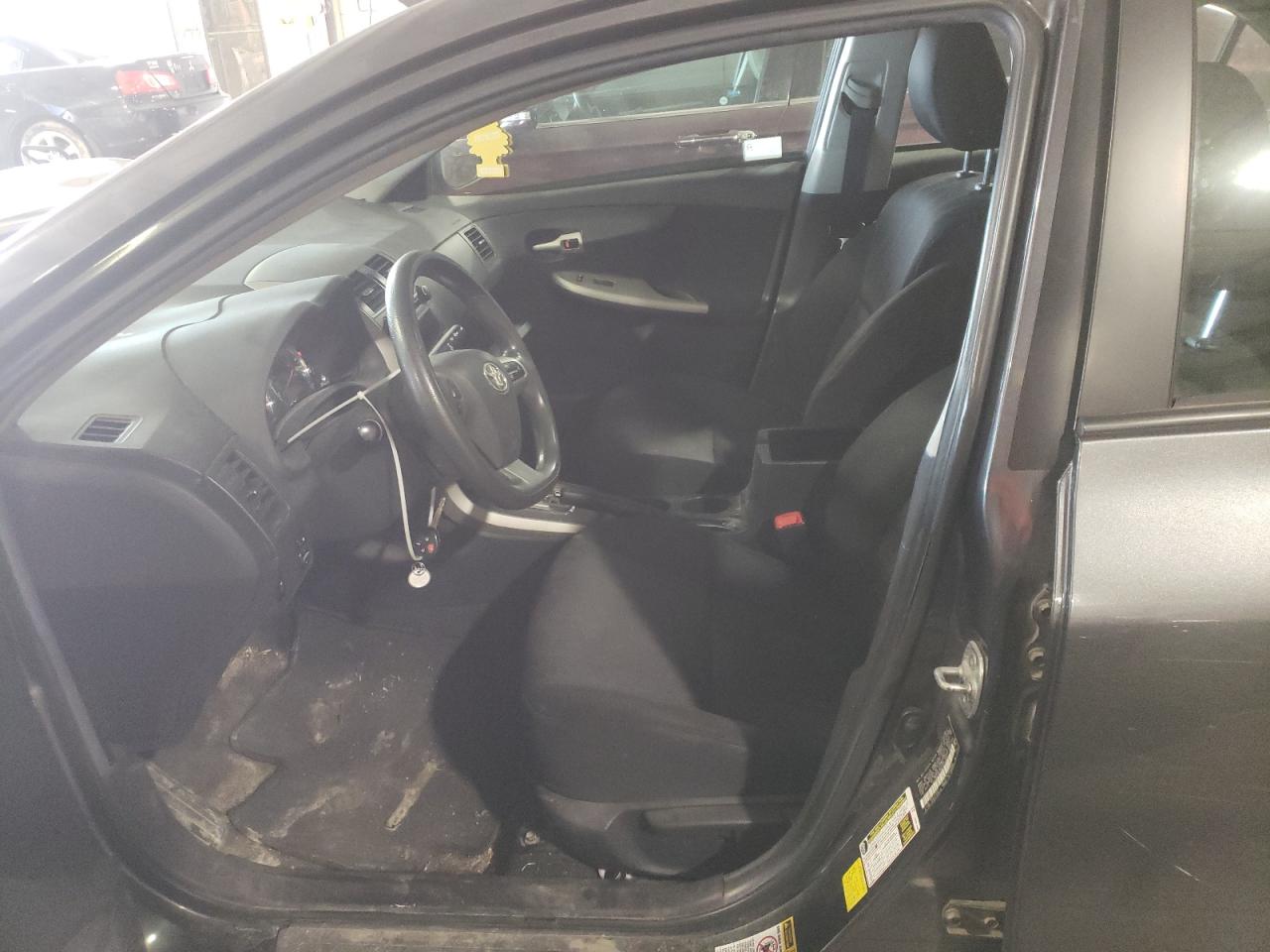 Photo 5 from auction – 2011 TOYOTA COROLLA BA with VIN 2T1BU4EE9BC624946