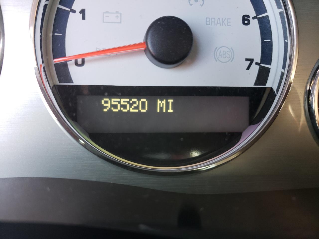 Photo 8 from auction – 2007 SATURN RELAY 2 with VIN 5GZDV03147D152842
