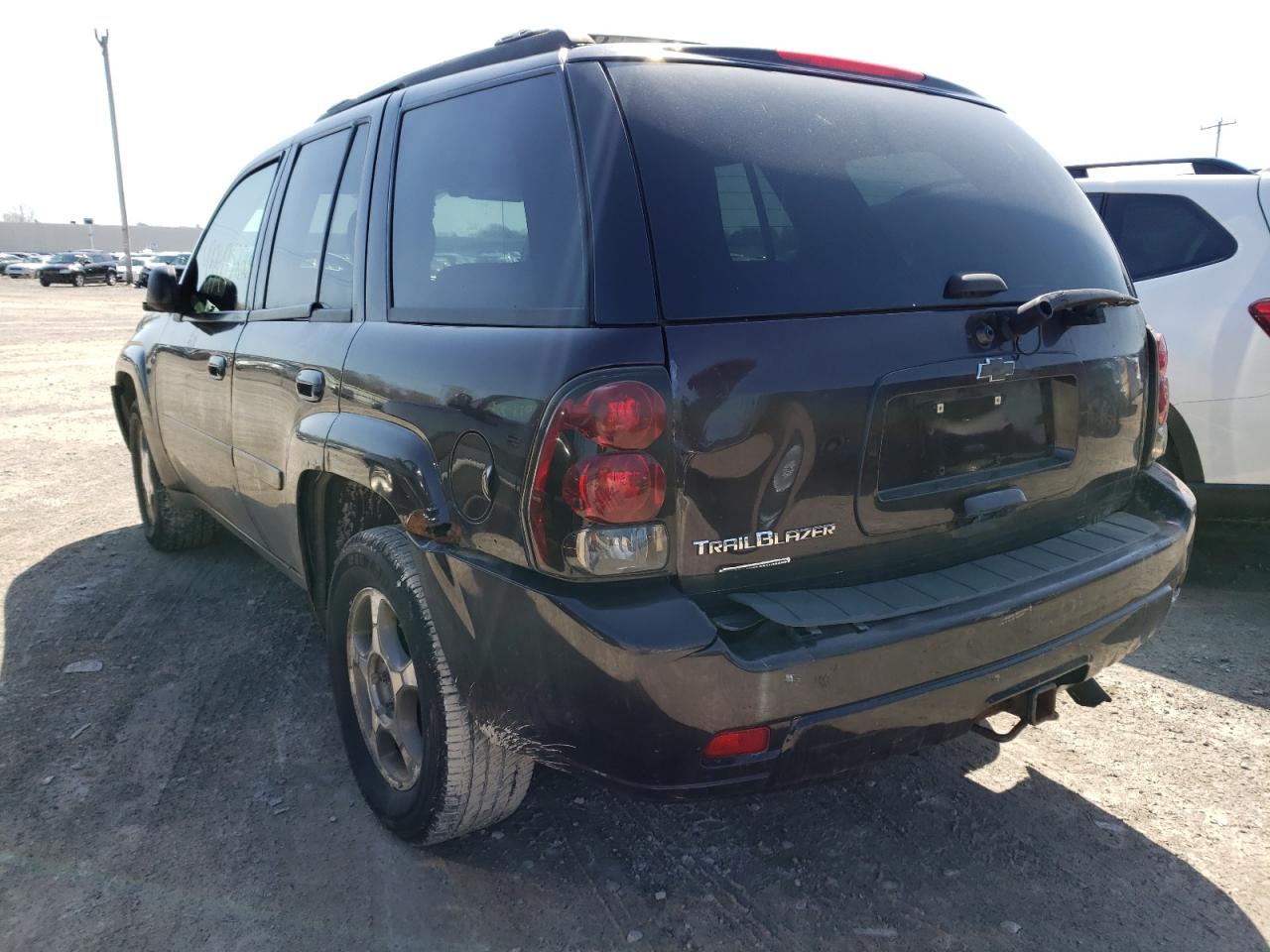 Photo 3 from auction – 2008 CHEVROLET TRAILBLAZE with VIN 1GNDT13S382145794