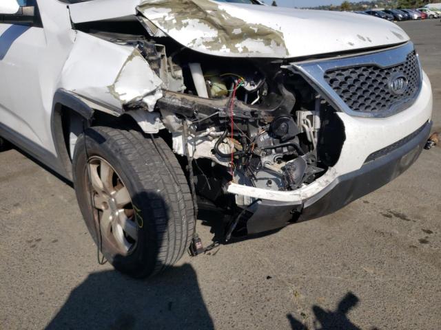 Photo 9 from auction – 2011 KIA SORENTO BA with VIN 5XYKT4A19BG101761