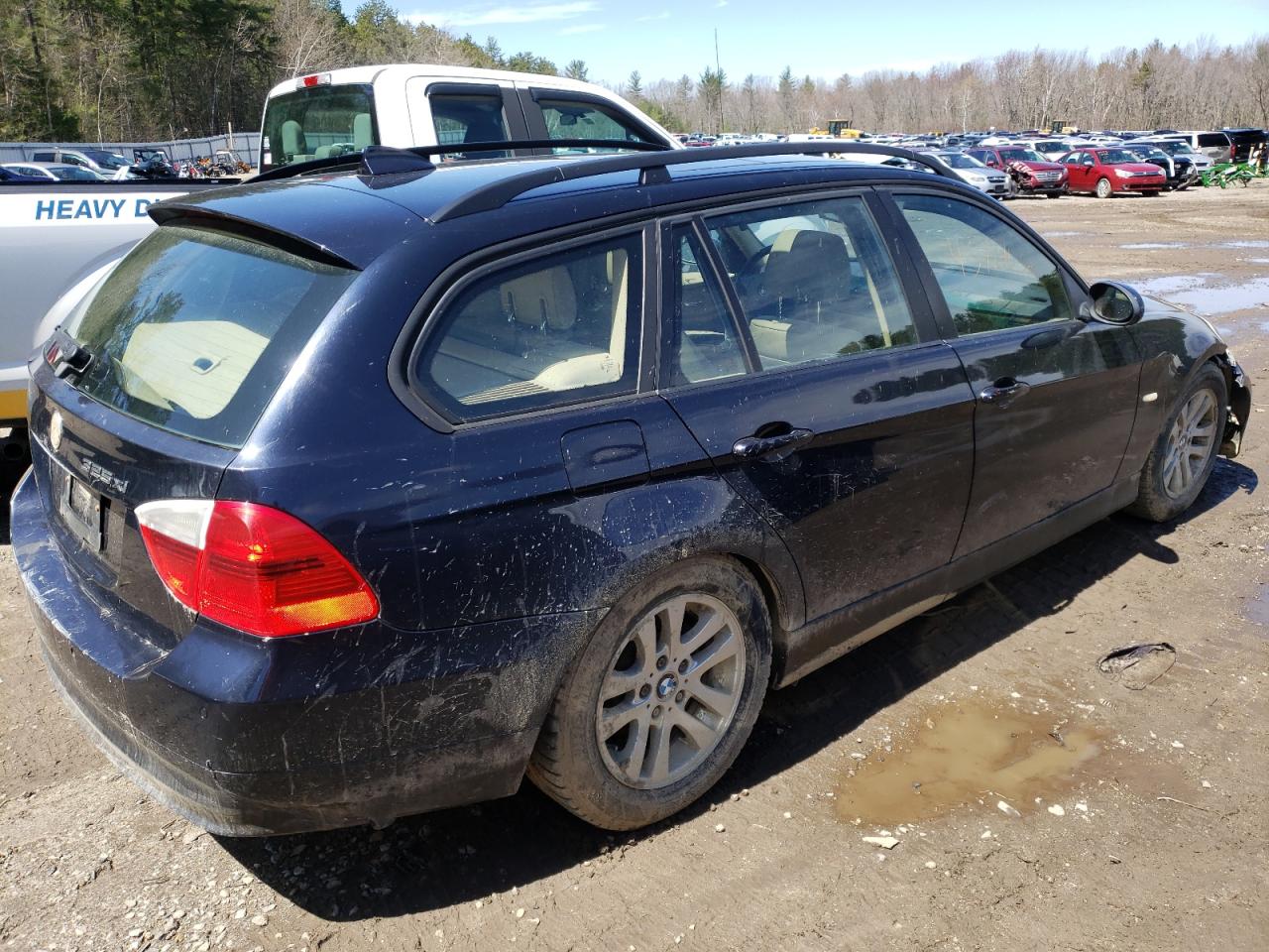 Photo 4 from auction – 2006 BMW 325 XIT with VIN WBAVT13536KW23746