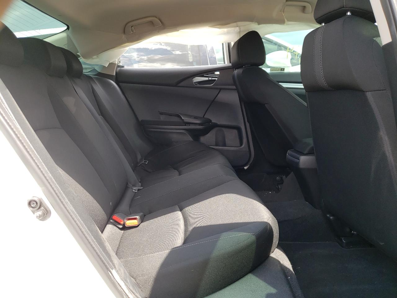 Photo 6 from auction – 2021 HONDA CIVIC LX with VIN 2HGFC2F64MH528295