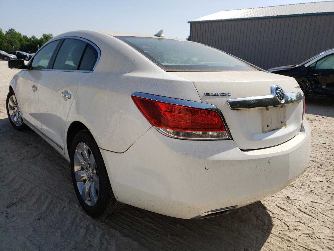 Photo 3 from auction – 2013 BUICK LACROSSE with VIN 1G4GC5E38DF306237