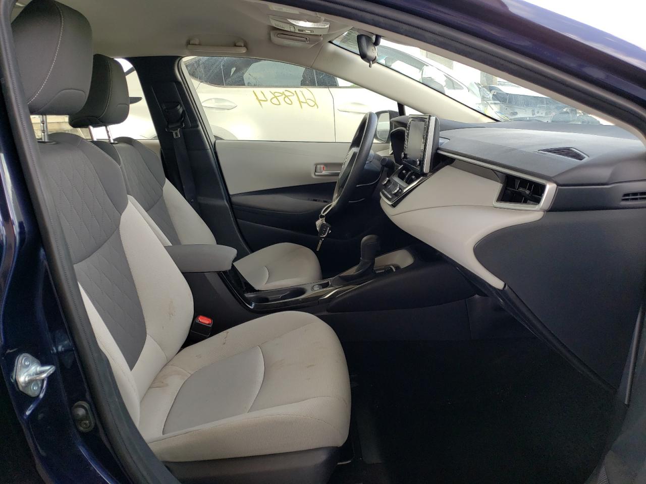 Photo 5 from auction – 2021 TOYOTA COROLLA LE with VIN JTDEPMAE7MJ130862