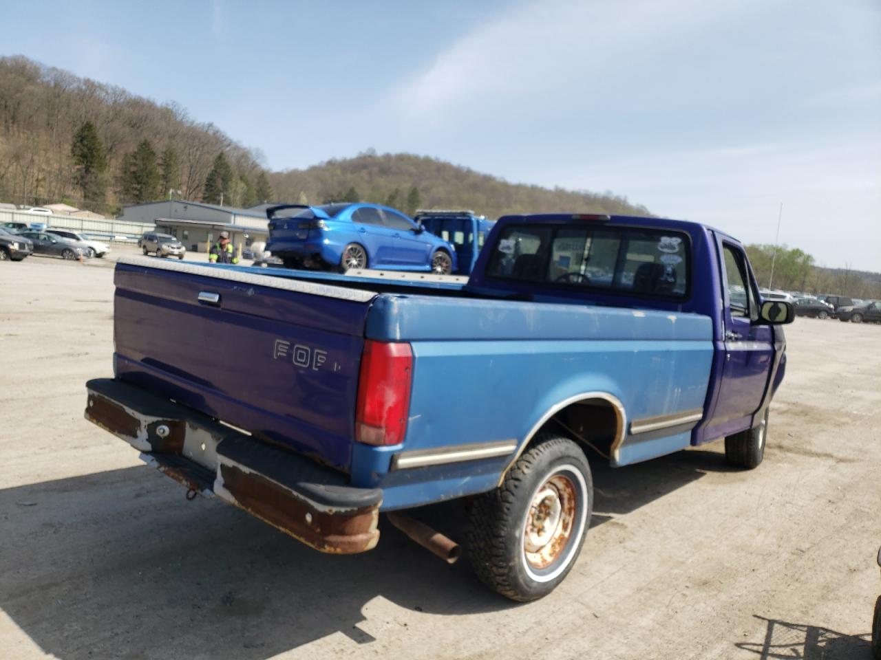 Photo 4 from auction – 1995 FORD F150 with VIN 1FTEF14Y1SLA20754