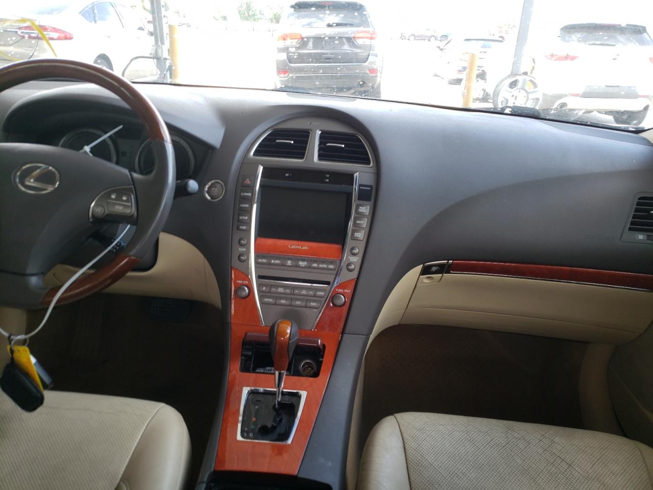 Photo 9 from auction – 2010 LEXUS ES 350 with VIN JTHBK1EG8A2409768