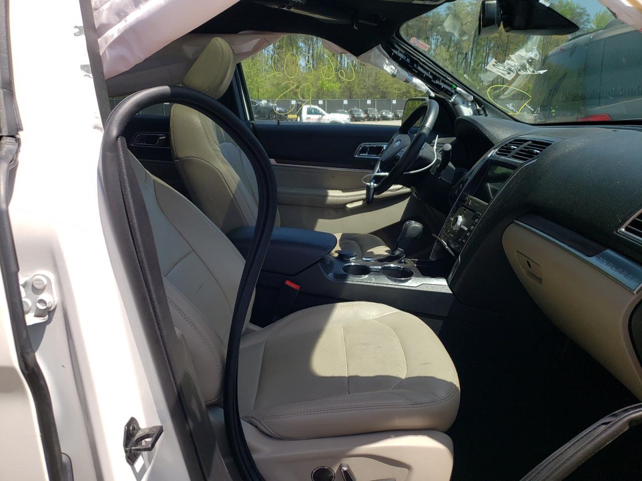 Photo 5 from auction – 2018 FORD EXPLORER L with VIN 1FM5K8F82JGC23849