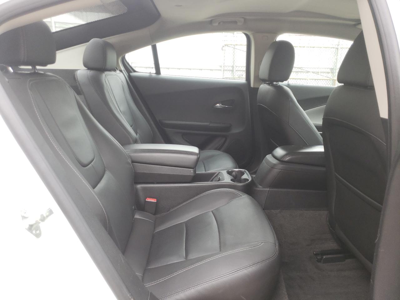 Photo 6 from auction – 2014 CHEVROLET VOLT with VIN 1G1RB6E41EU161451