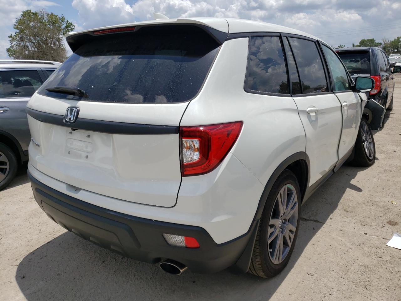 Photo 4 from auction – 2019 HONDA PASSPORT E with VIN 5FNYF7H5XKB001204