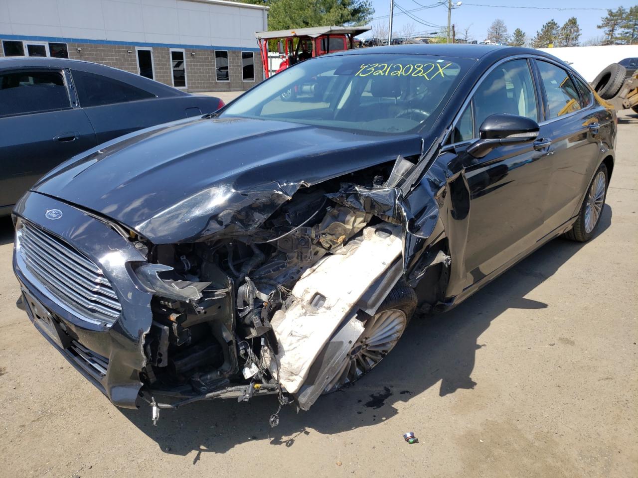 Photo 2 from auction – 2016 FORD FUSION TIT with VIN 3FA6P0K95GR209512