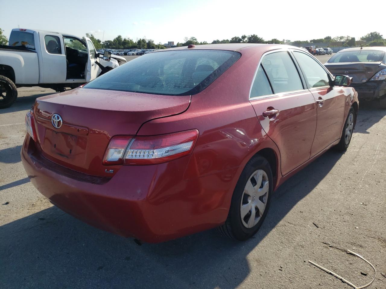 Photo 4 from auction – 2010 TOYOTA CAMRY BASE with VIN 4T4BF3EK2AR001696