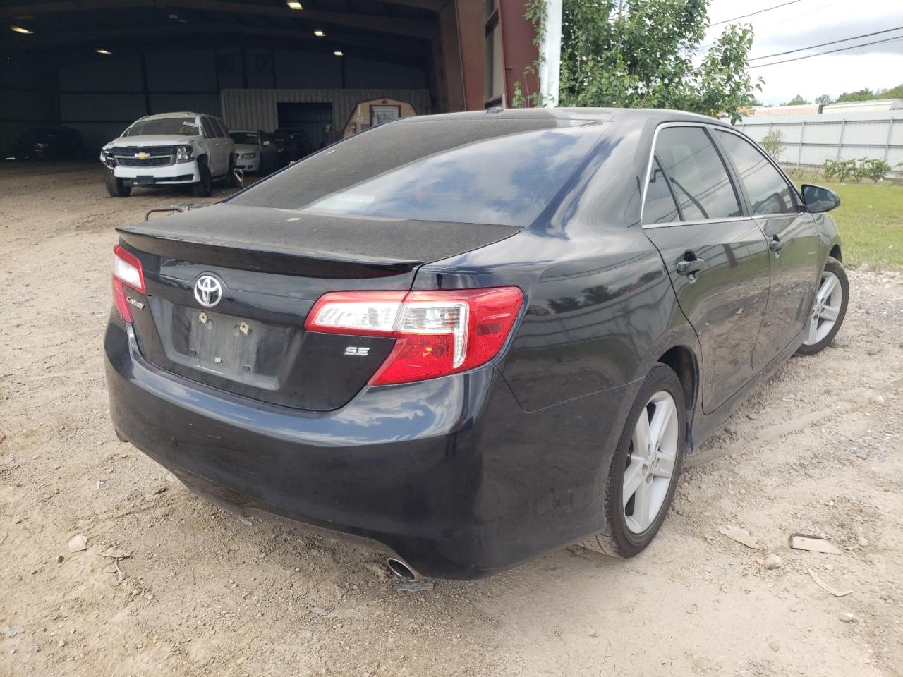 Photo 4 from auction – 2012 TOYOTA CAMRY BASE with VIN 4T1BF1FK2CU105136