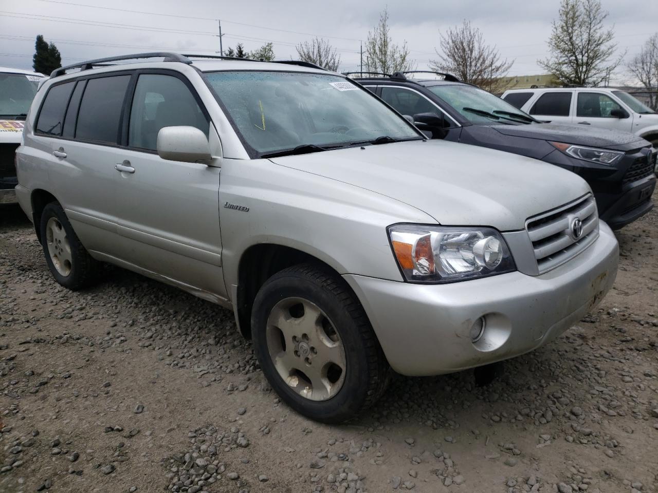 TOYOTA HIGHLANDER 2004 with VIN JTEEP21A040013756 - Photo from auction