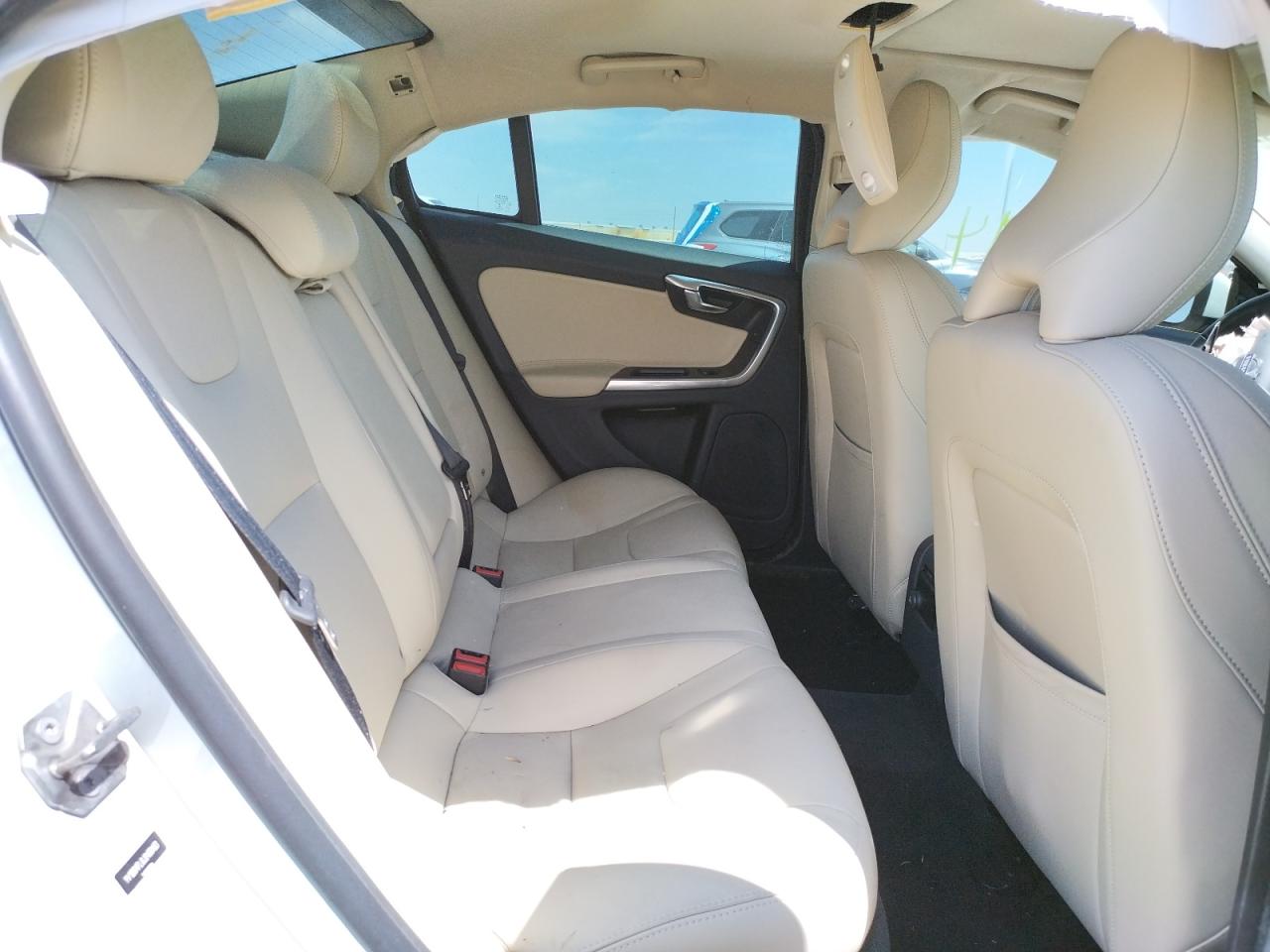 Photo 6 from auction – 2018 VOLVO S60 DYNAMI with VIN YV126MFL8J2450463