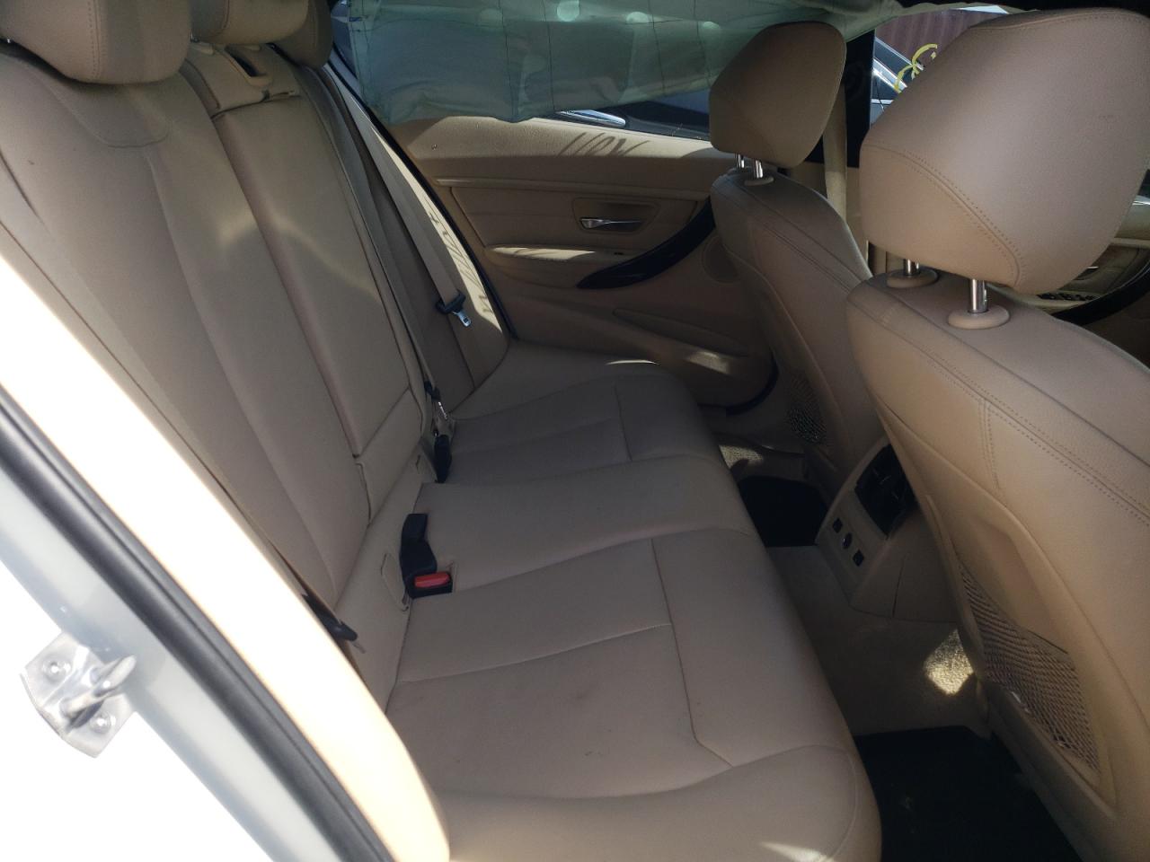 Photo 6 from auction – 2015 BMW 328 D with VIN WBA3D3C51FK158321