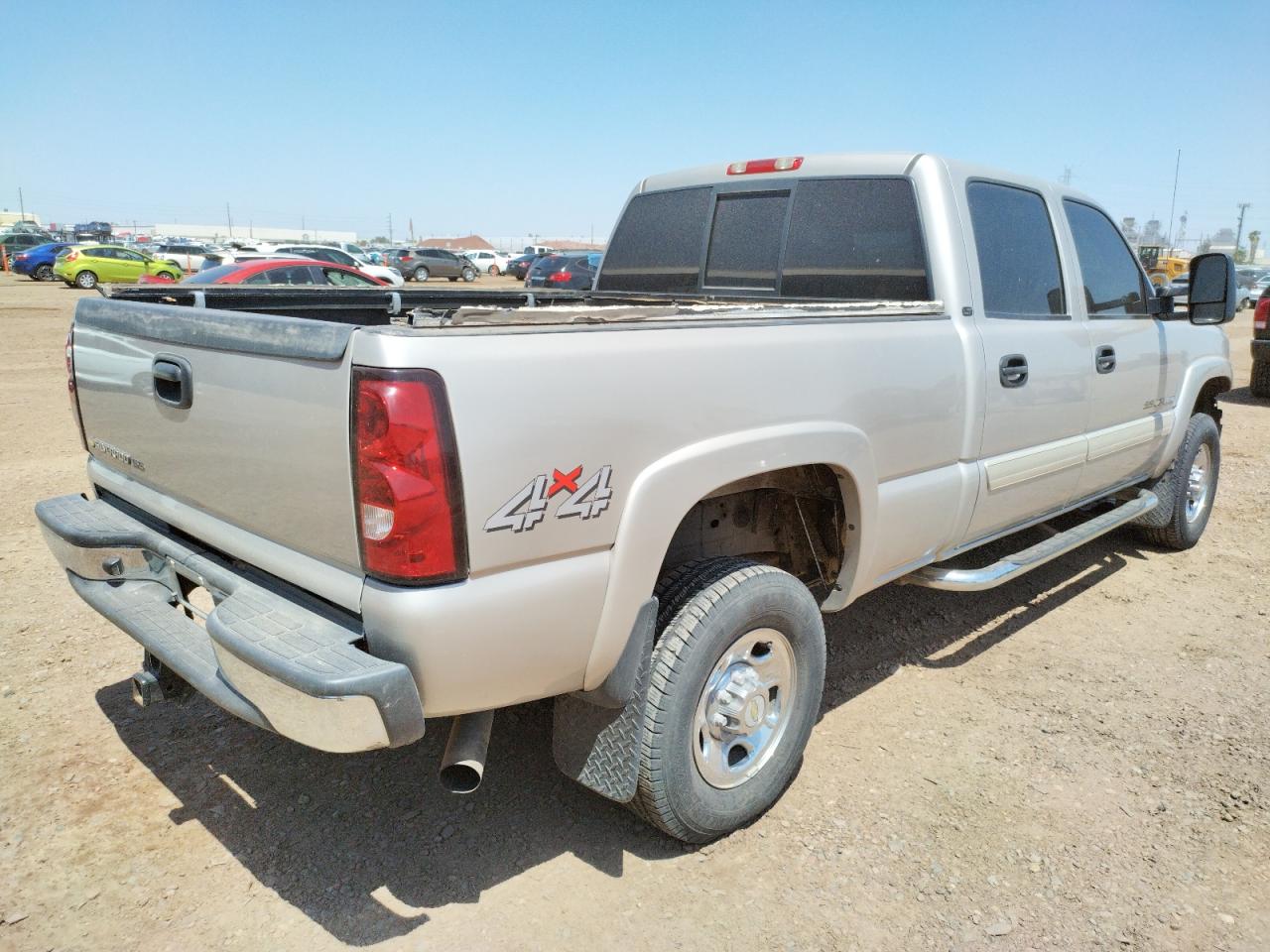 Photo 4 from auction – 2006 CHEVROLET SILVERADO with VIN 1GCHK23G16F206452