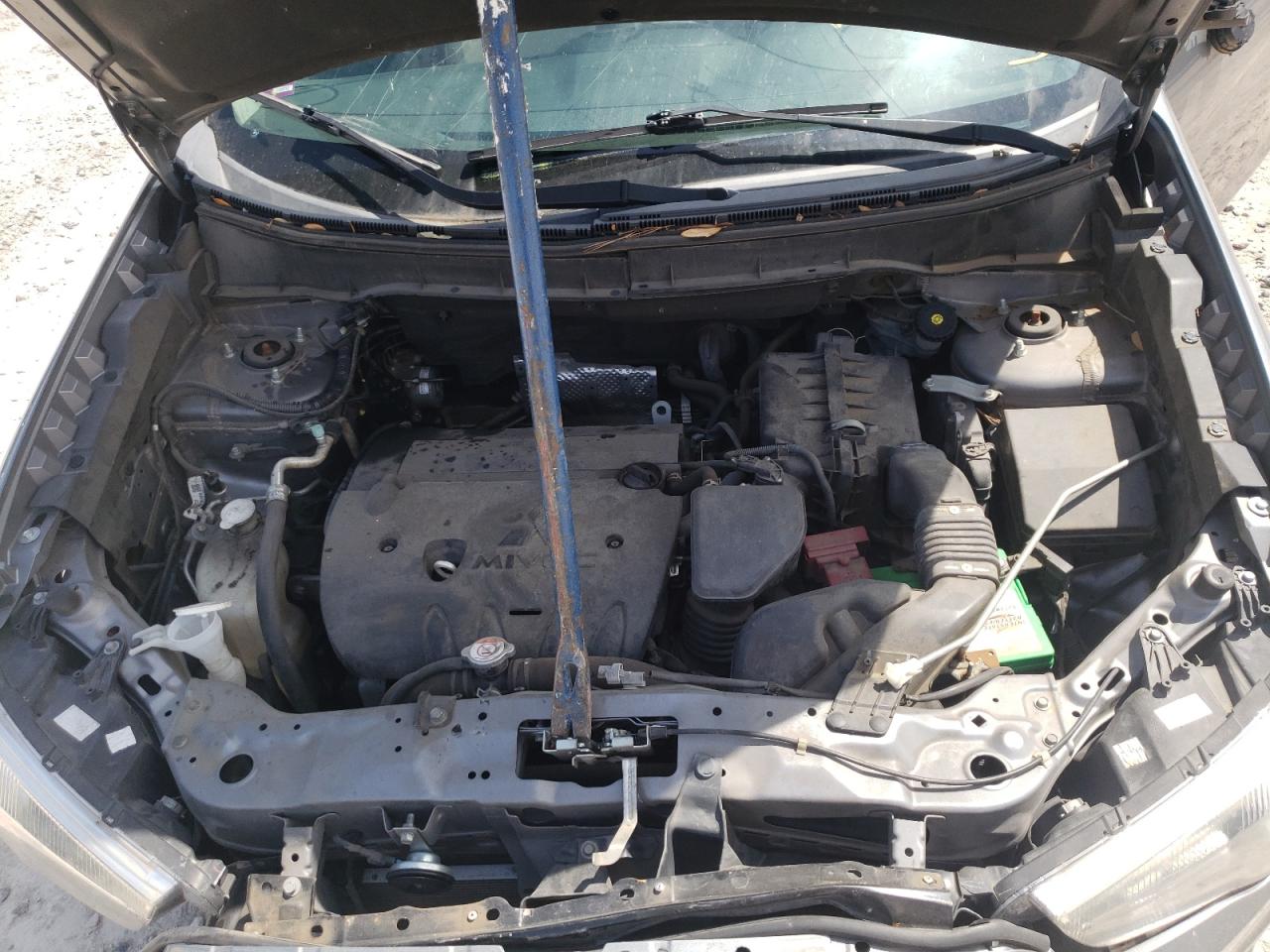 Photo 7 from auction – 2015 MITSUBISHI OUTLANDER with VIN 4A4AP4AW5FE033316
