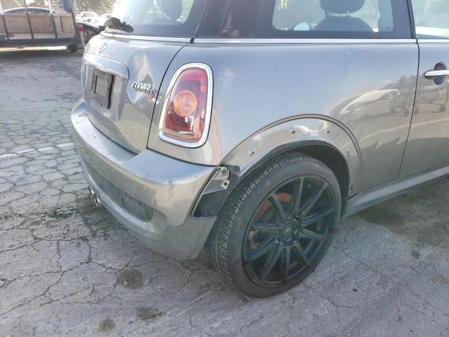 Photo 9 from auction – 2007 MINI COOPER with VIN WMWMF73547TL88338