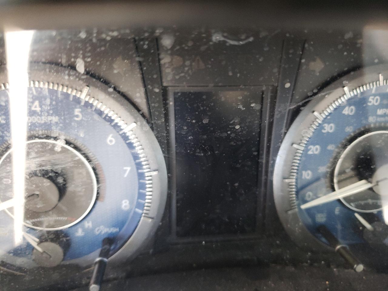 Photo 8 from auction – 2015 TOYOTA SIENNA XLE with VIN 5TDYK3DC3FS558479