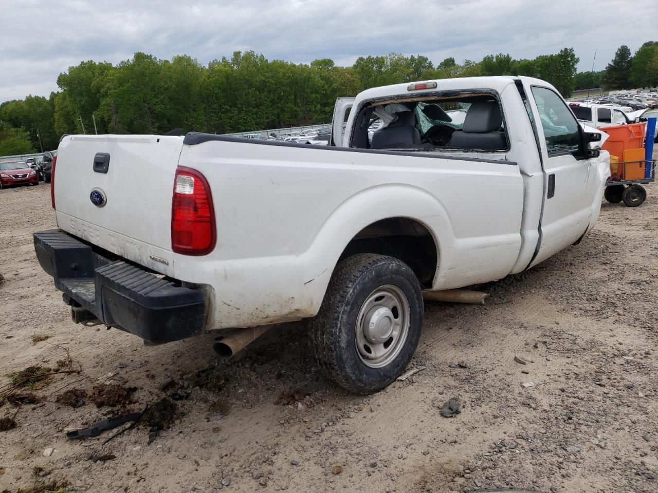 Photo 4 from auction – 2011 FORD F350 SUPER with VIN 1FTBF3A62BEC82577