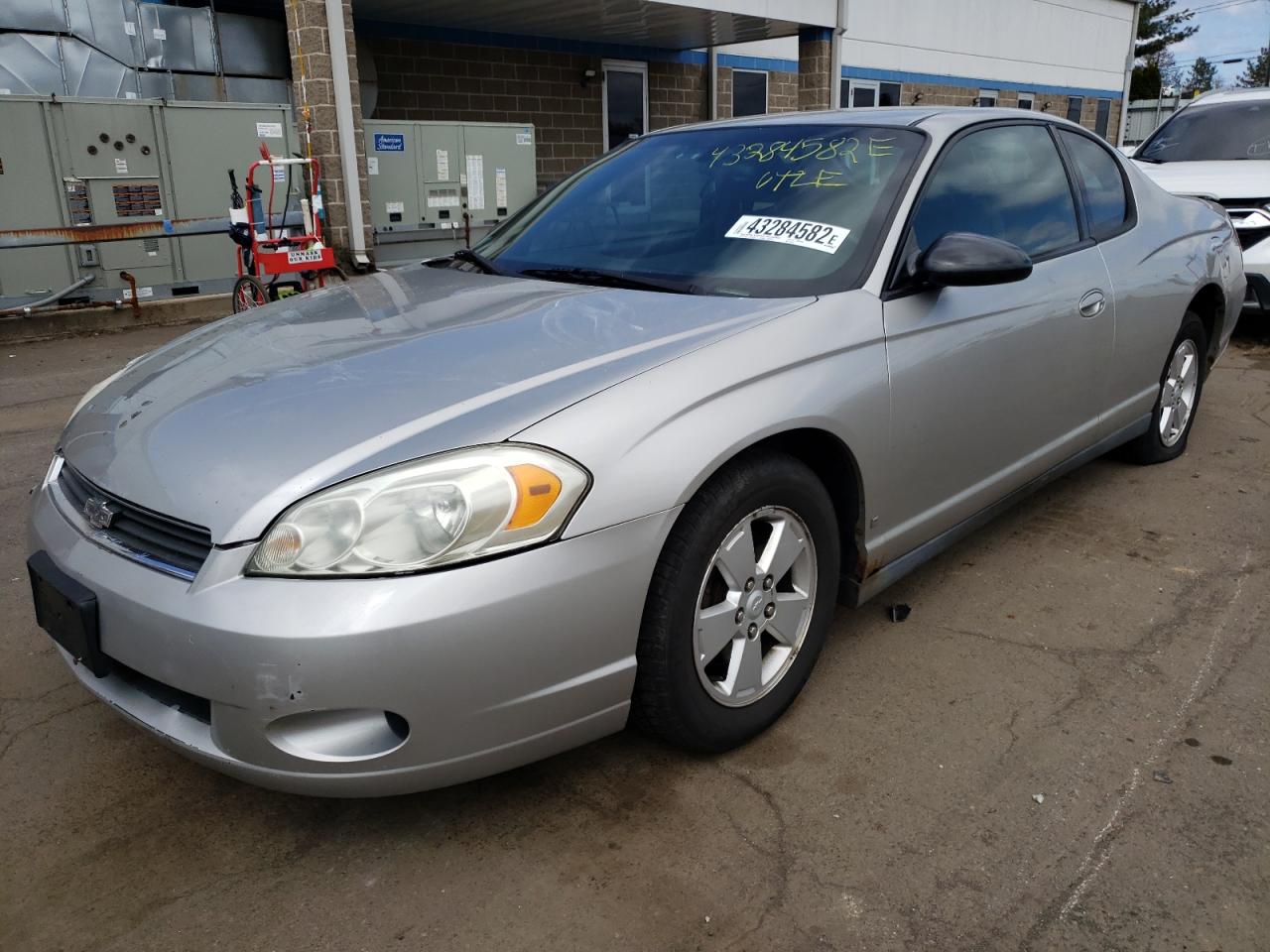 Photo 2 from auction – 2007 CHEVROLET MONTE CARL with VIN 2G1WJ15K879356423
