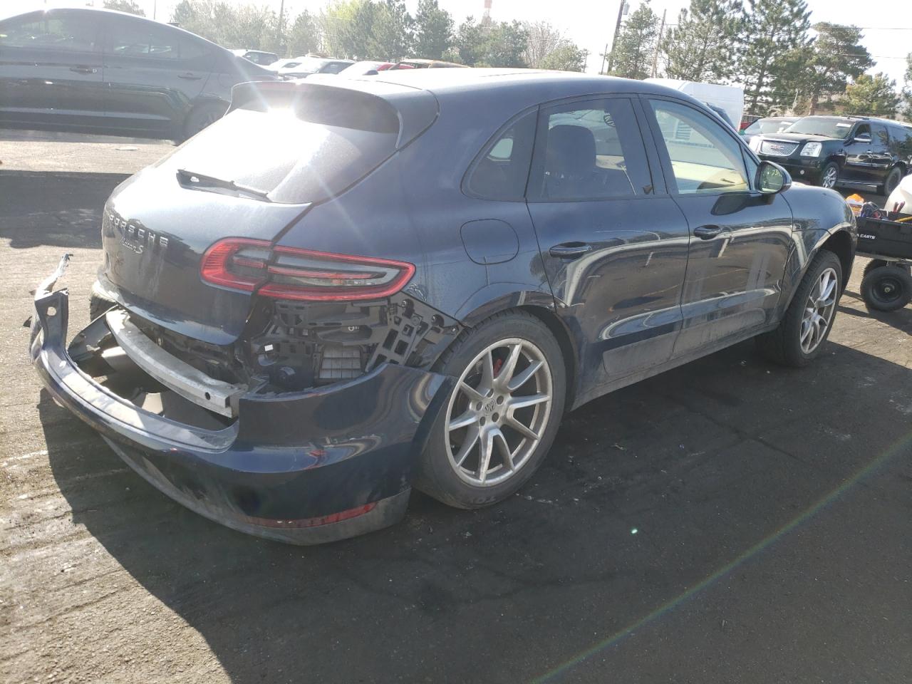 Photo 4 from auction – 2015 PORSCHE MACAN S with VIN WP1AB2A58FLB65370