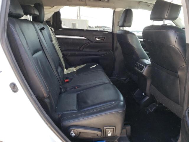 Photo 6 from auction – 2016 TOYOTA HIGHLANDER with VIN 5TDKKRFHXGS174394