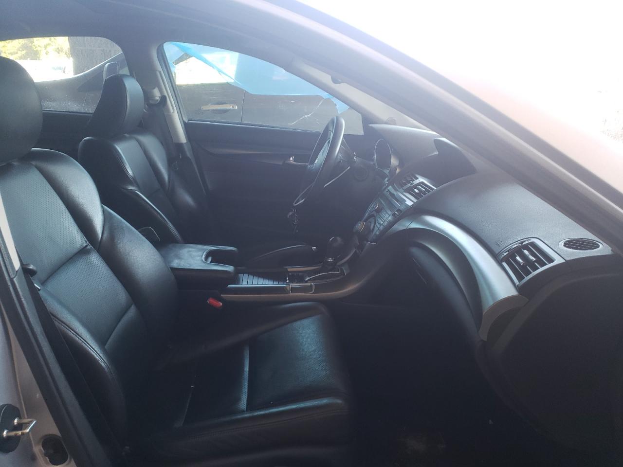 Photo 5 from auction – 2014 ACURA TL TECH with VIN 19UUA8F50EA007081