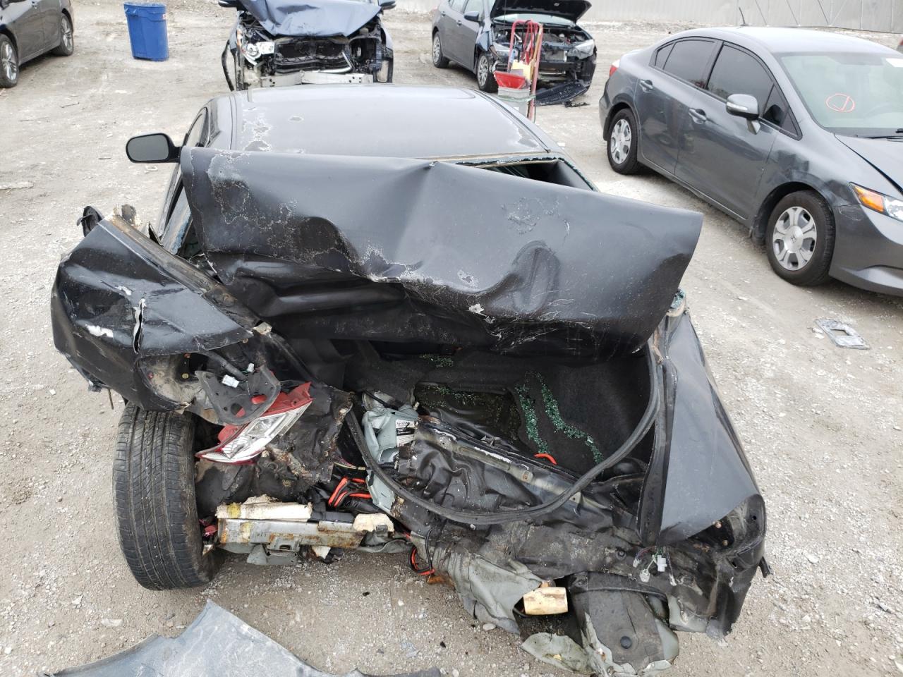 Photo 9 from auction – 2001 ACURA 3.2CL TYPE with VIN 19UYA42671A003550