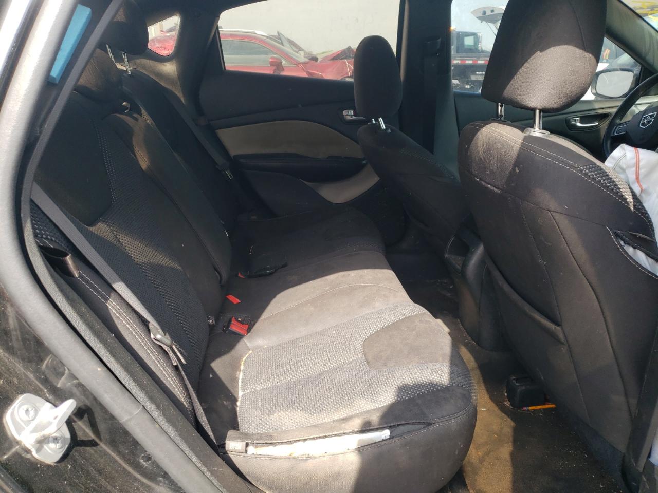 Photo 6 from auction – 2015 DODGE DART SXT with VIN 1C3CDFBB3FD300396