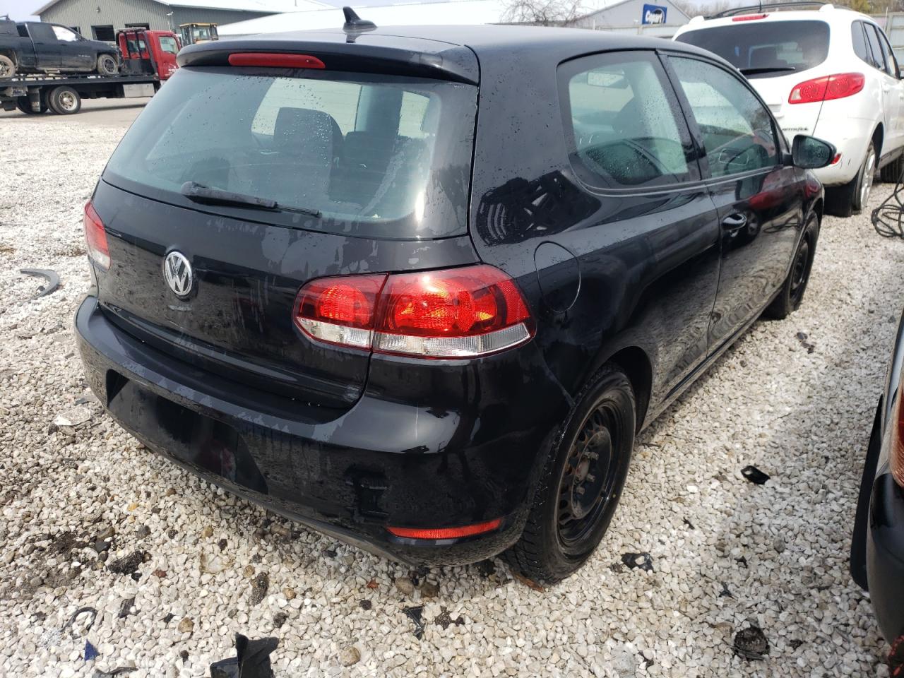 Photo 4 from auction – 2012 VOLKSWAGEN GOLF with VIN WVWAA7AJ9CW007693