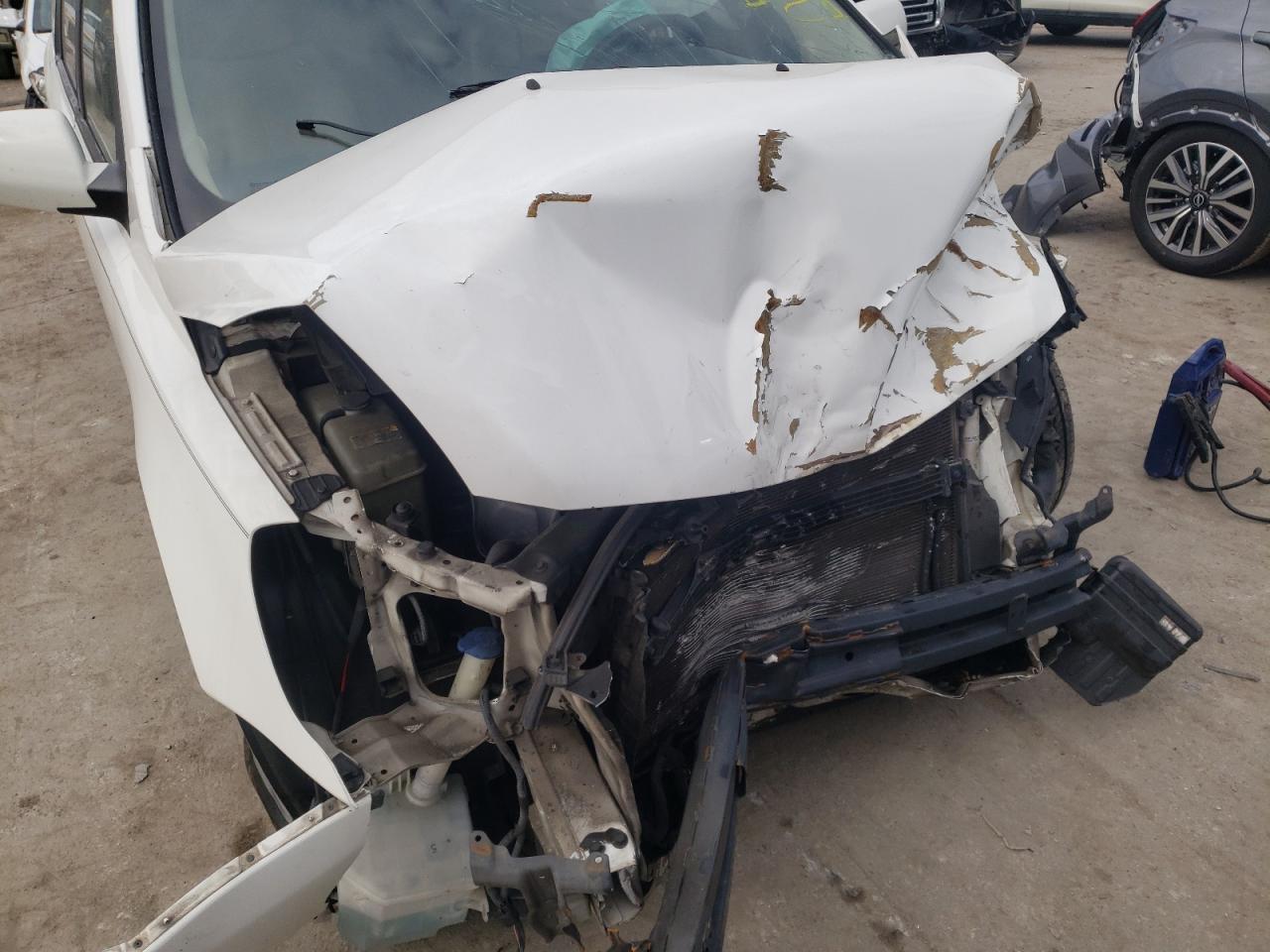 Photo 9 from auction – 2007 HYUNDAI ENTOURAGE with VIN KNDMC233876012768