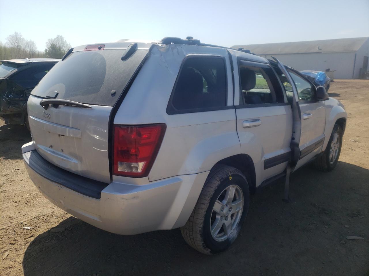 Photo 4 from auction – 2006 JEEP GRAND CHER with VIN 1J4GR48K86C114198