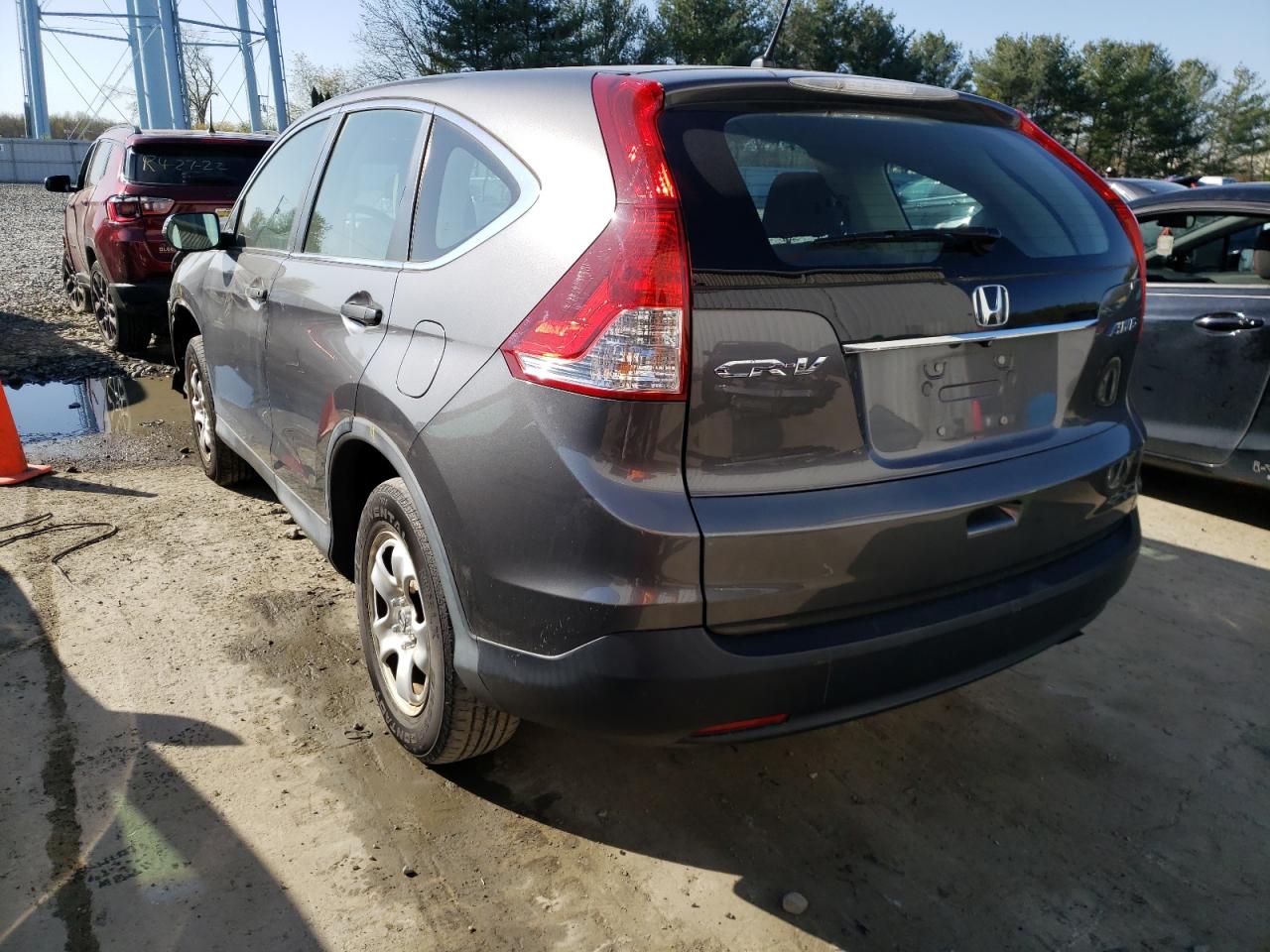 Photo 3 from auction – 2014 HONDA CR-V LX with VIN 2HKRM4H33EH694792
