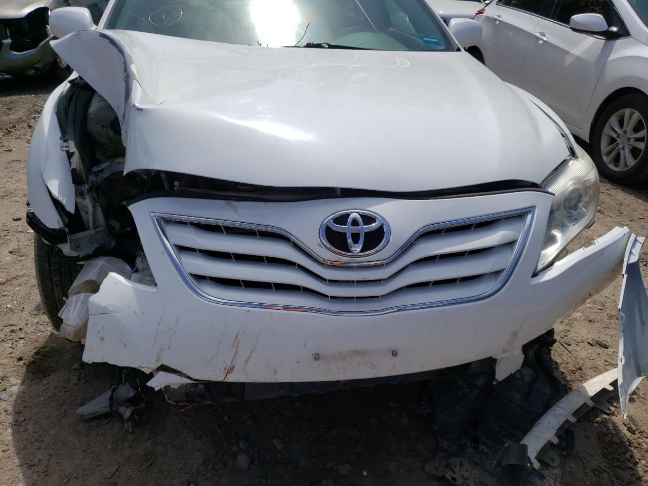Photo 9 from auction – 2010 TOYOTA CAMRY BASE with VIN 4T4BF3EKXAR062553