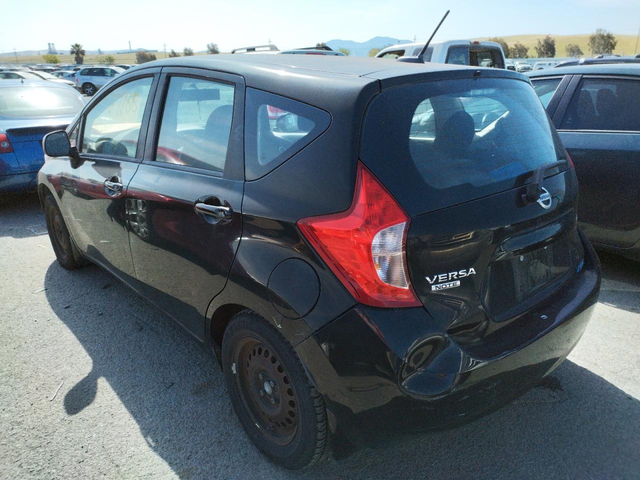 Photo 3 from auction – 2014 NISSAN VERSA with VIN 3N1CE2CP2EL427907