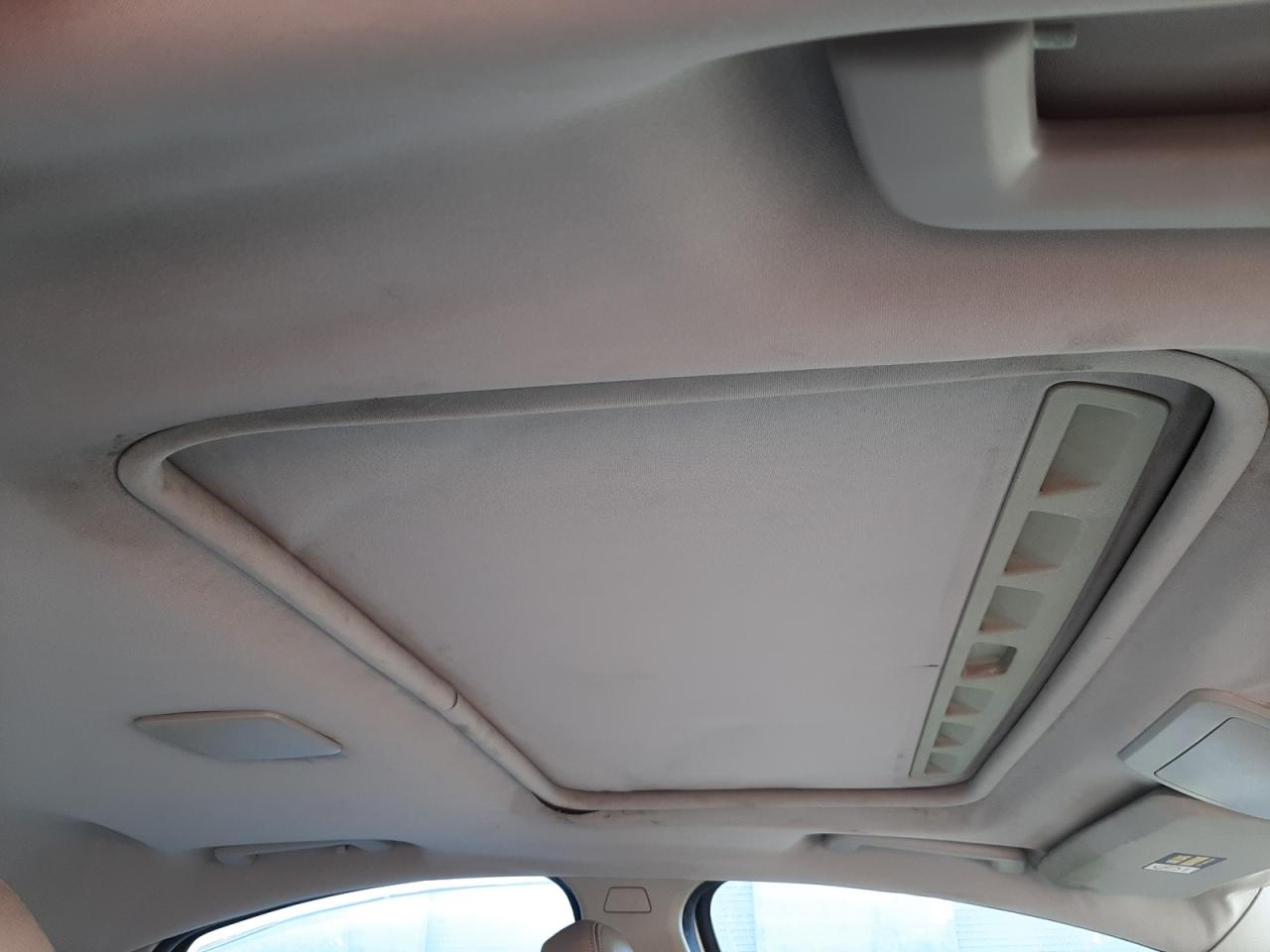 Photo 9 from auction – 2005 VOLVO S40 2.4I with VIN YV1MS390952115556