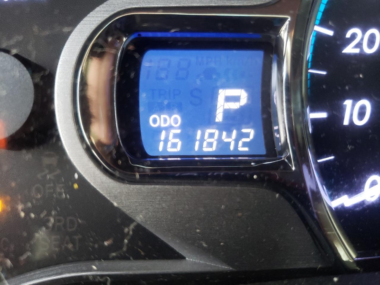 Photo 8 from auction – 2014 TOYOTA SIENNA XLE with VIN 5TDYK3DC2ES458159