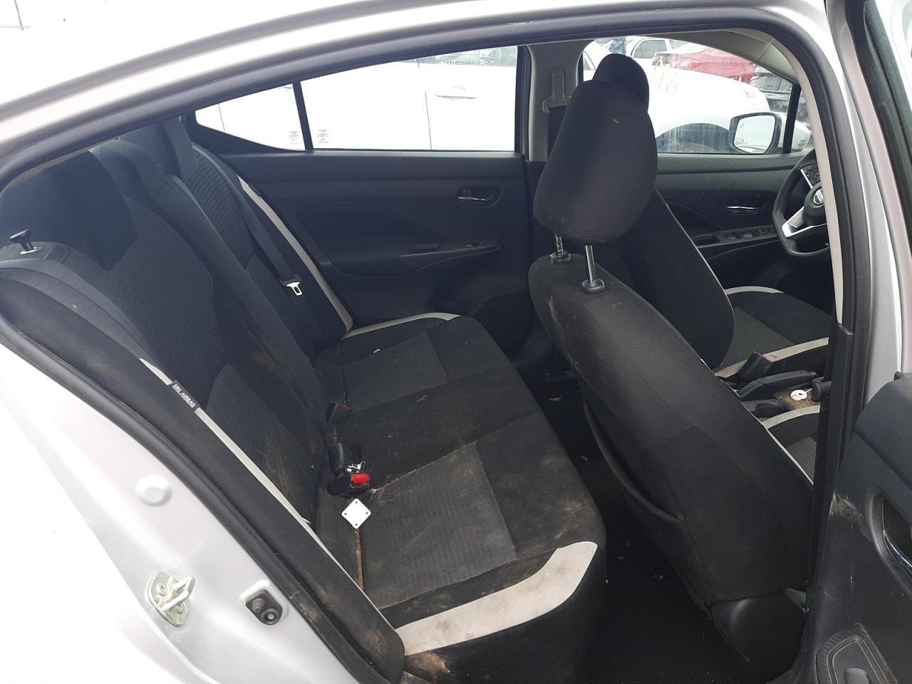 Photo 6 from auction – 2021 NISSAN VERSA SV with VIN 3N1CN8EV3ML865347