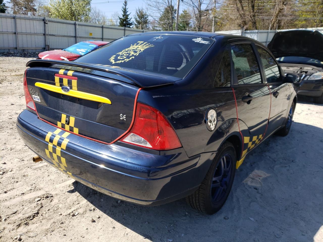 Photo 4 from auction – 2001 FORD FOCUS SE with VIN 1FAFP34311W379123