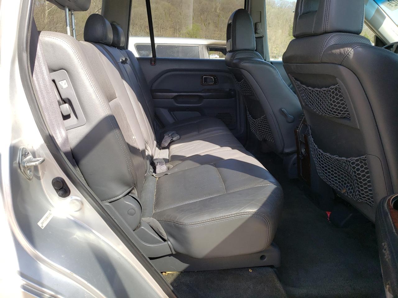 Photo 6 from auction – 2005 HONDA PILOT EXL with VIN 5FNYF18535B020422