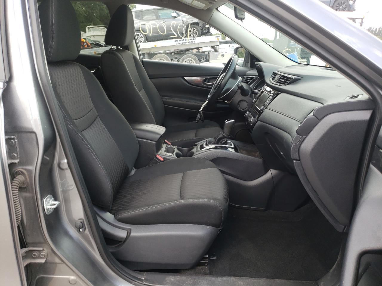Photo 19 from auction – 2018 NISSAN ROGUE S with VIN KNMAT2MT3JP600032